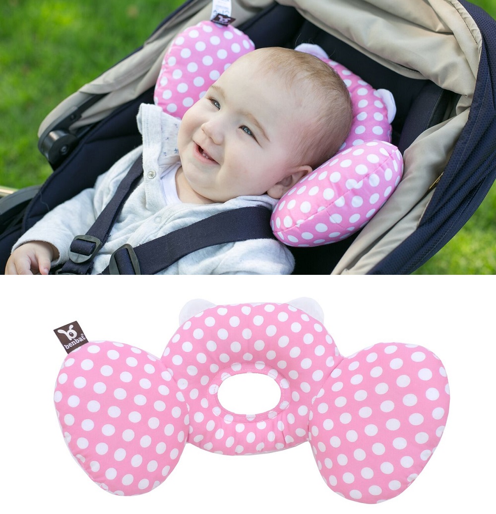 Ceļojuma spilvens bērniem Benbat Bear Hug Pink
