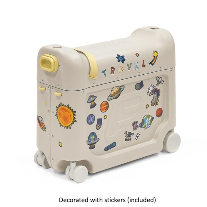 Braucams ceļojumu koferis – Stokke JetKids BedBox Moonglow White