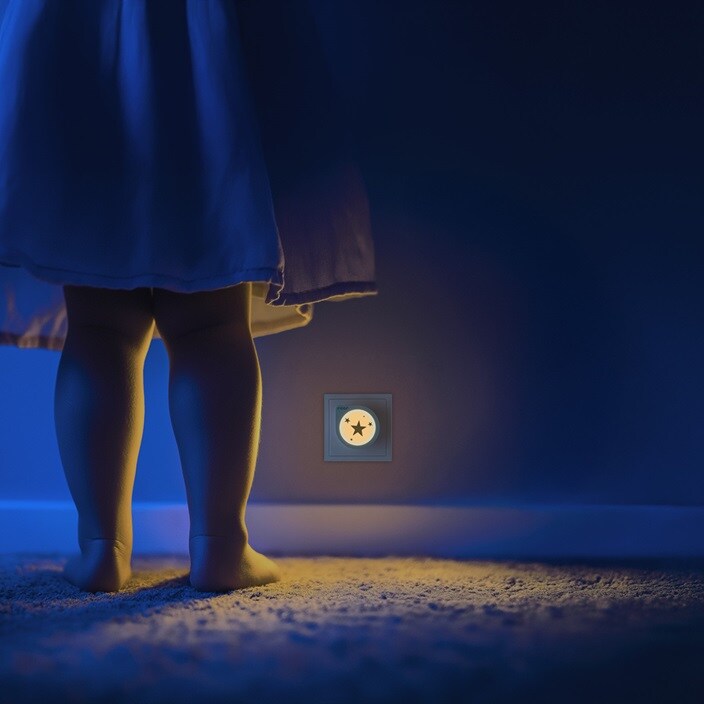 Bērnu naktslampiņa – Reer NightGuide Star