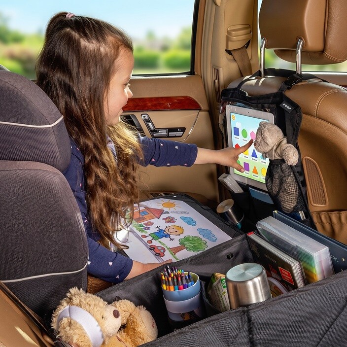 Auto sēdekļa organizators ar planšetdatora turētāju - Reer TravelKid Black
