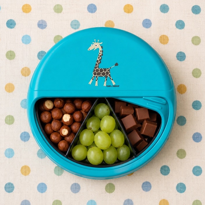 Uzkodu kastīte bērniem - Carl Oscar Blue Giraffe